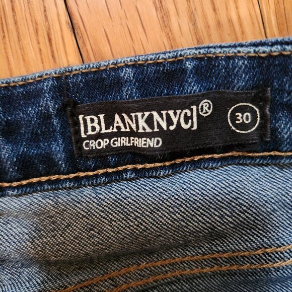 Blank NYC Crop Girlfriend Jeans, Medium Blue, Distressed, Sz 30 - Picture 6 of 10